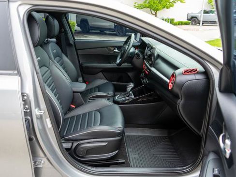 Certified 2023 Kia Forte GT-Line w/ GT-Line Premium Package FWD image 10