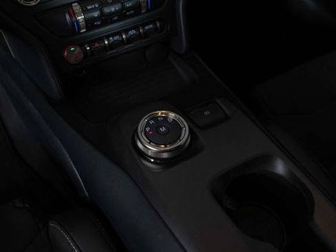 Used 2022 Ford Mustang Shelby GT500 w/ Carbon Fibre Track Pack image 26