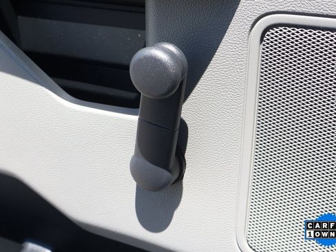 Used 2017 Ford F550 2WD Crew Cab Super Duty image 15