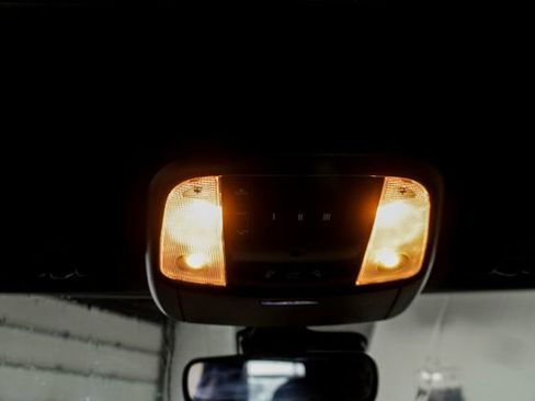 Used 2025 Dodge Durango R/T image 30