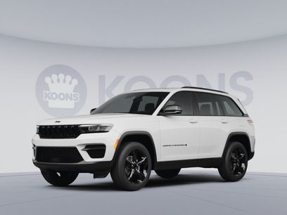 Used 2023 Jeep Grand Cherokee Altitude