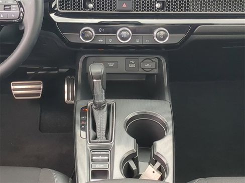 Used 2023 Honda Civic Sport image 19