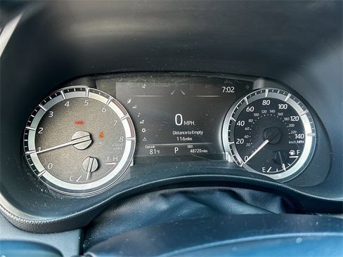 Used 2024 Toyota Highlander LE image 18