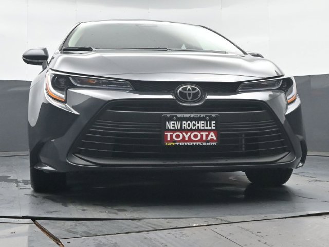 Used 2026 Toyota Corolla LE w/ Body Protection Package (TMS) FWD image 32