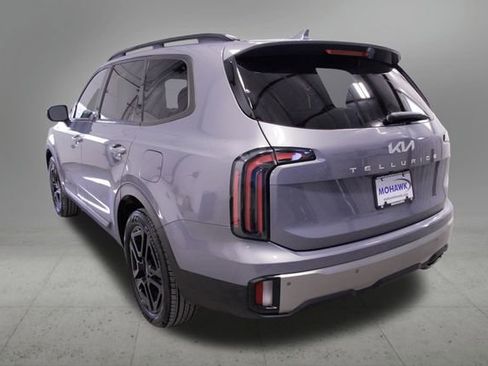 Used 2023 Kia Telluride EX X-Line image 3