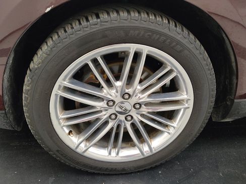 Used 2019 Lincoln MKT AWD image 31