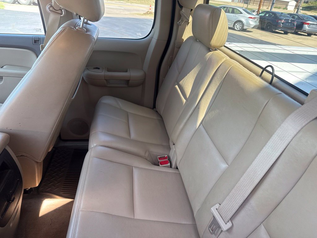Used 2013 Chevrolet Silverado 2500 LTZ w/ LTZ Plus Package AWD/4WD image 29