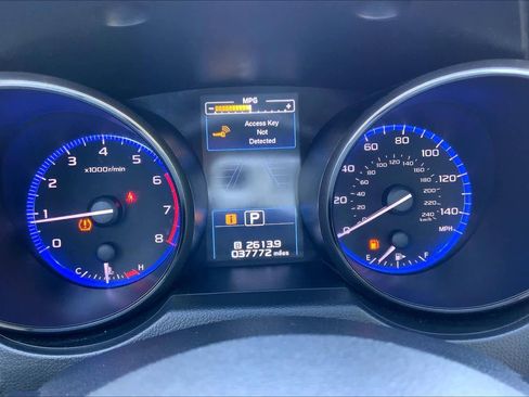 Used 2018 Subaru Outback 2.5i Limited AWD/4WD image 26