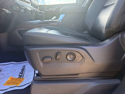 Used 2024 Chevrolet Silverado 1500 LT Trail Boss w/ LT Trail Boss Premium Package AWD/4WD image 34