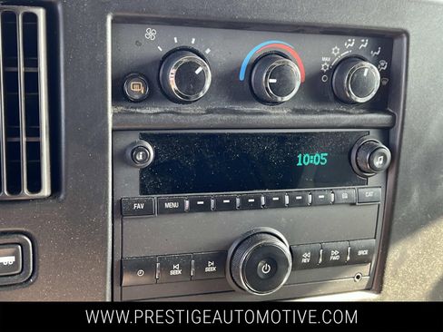 Used 2022 GMC Savana 2500 w/ Driver Convenience Package image 23