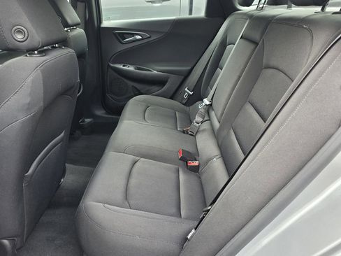 Used 2021 Chevrolet Malibu LT FWD image 34