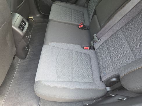 Used 2024 Chevrolet Equinox LT AWD/4WD image 22