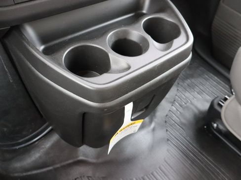 New 2025 Chevrolet Express 3500 w/ Power Convenience Package image 17