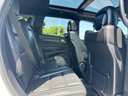 Used 2018 Jeep Grand Cherokee High Altitude AWD/4WD image 24
