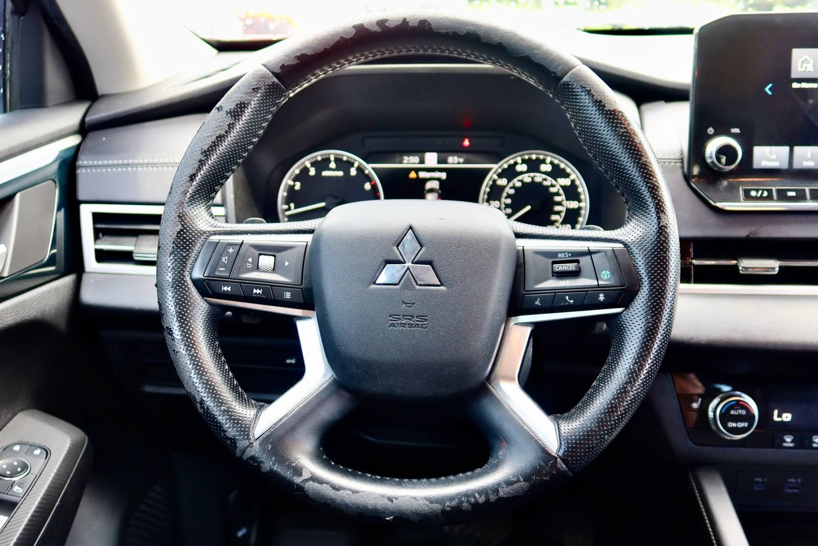 Used 2022 Mitsubishi Outlander SE FWD image 13