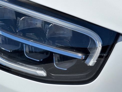 Certified 2020 Mercedes-Benz GLC 300 4MATIC image 10
