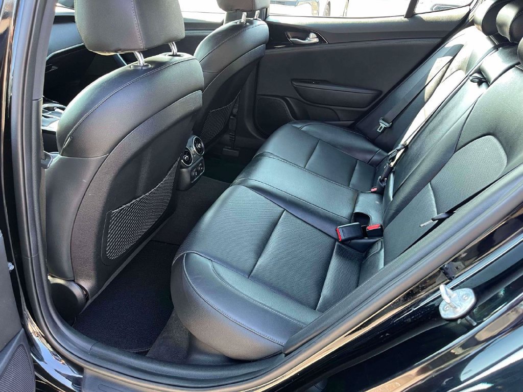 Used 2020 Kia Stinger GT-Line AWD/4WD image 6