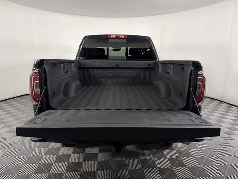 Used 2017 GMC Sierra 1500 Denali w/ Denali Ultimate Package AWD/4WD image 17