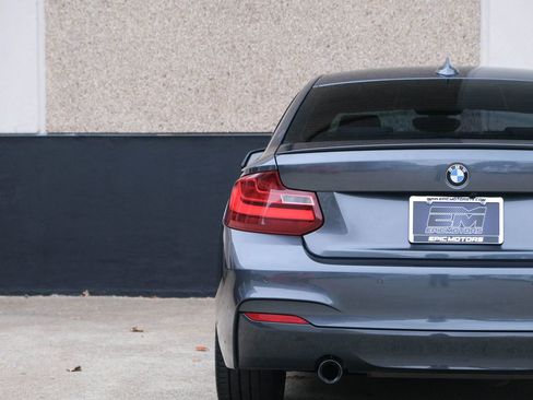 Used 2015 BMW M235i Coupe image 17