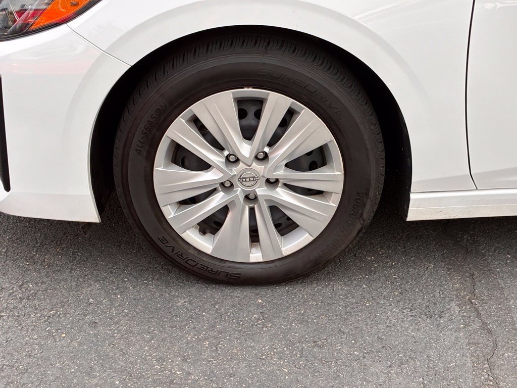 Used 2024 Nissan Sentra S FWD image 43