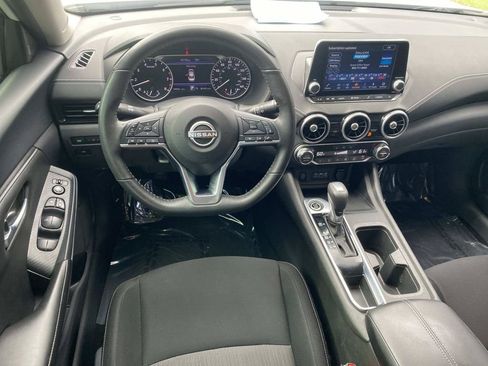 Used 2025 Nissan Sentra SV w/ All-Weather Package FWD image 15