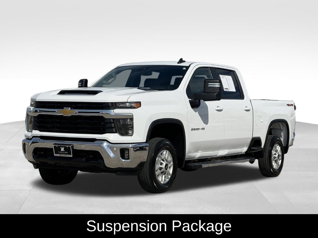 Used 2025 Chevrolet Silverado 2500 LT w/ Safety Package AWD/4WD image 5