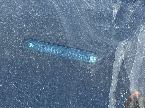 Used 2025 Toyota Grand Highlander FWD image 23