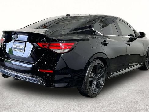 Used 2023 Nissan Sentra SR FWD image 4
