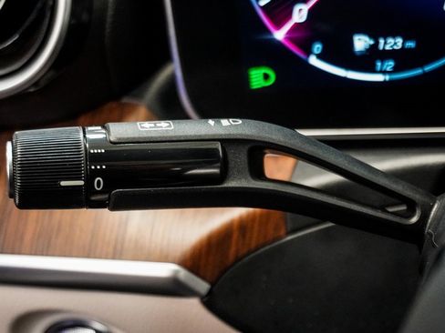 Used 2024 Mercedes-Benz C 300 4MATIC Sedan image 22