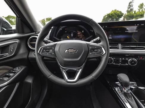 New 2026 Chevrolet Trax ACTIV w/ Driver Confidence Package FWD image 24
