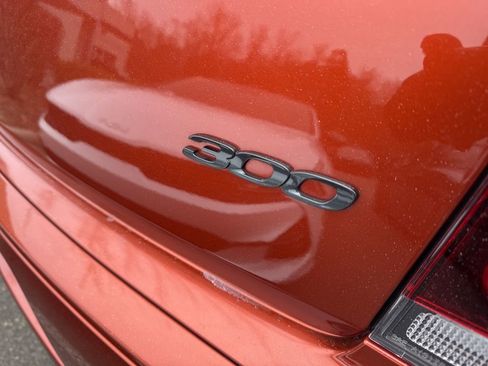 Used 2021 Chrysler 300 Touring w/ Sport Appearance Package image 10