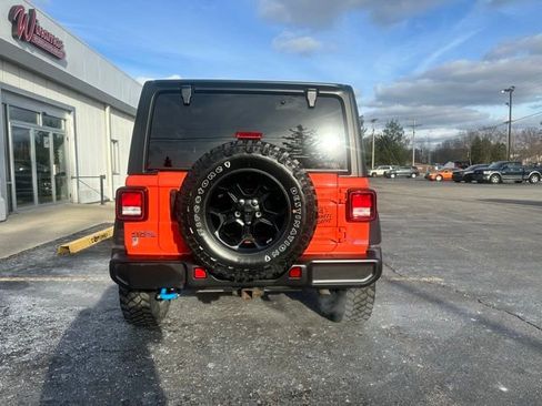 Used 2023 Jeep Wrangler Unlimited w/ Cold Weather Group AWD/4WD image 6