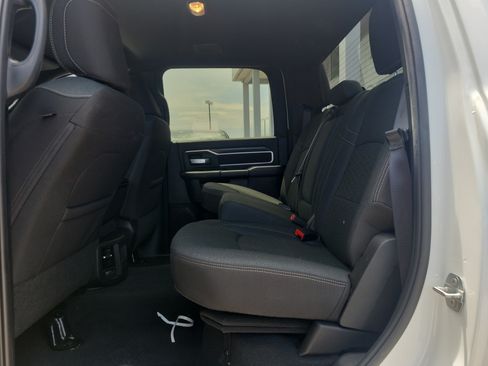 Used 2025 RAM 2500 Big Horn AWD/4WD image 8