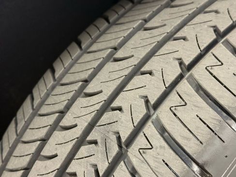 Used 2020 Tesla Model X Long Range image 32