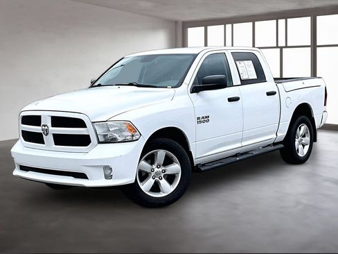 Used 2015 RAM 1500 Express AWD/4WD image 2