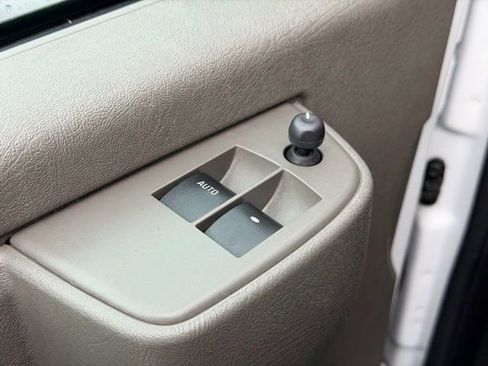 Certified 2023 Chevrolet Express 3500 LS image 17