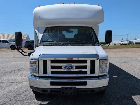 Used 2010 Ford E-350 and Econoline 350 Super Duty RWD image 7
