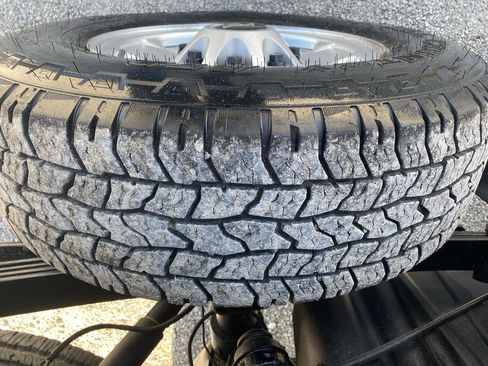 Used 2018 Chevrolet Silverado 2500 W/T w/ WT Convenience Package image 12