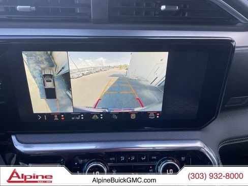 Used 2024 GMC Sierra 3500 Denali w/ Denali Reserve Package AWD/4WD image 18