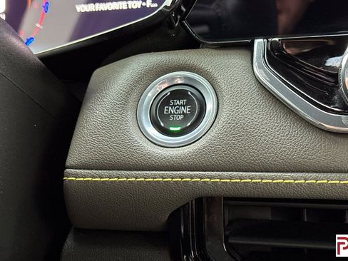 Used 2023 Chevrolet Colorado ZR2 w/ ZR2 Convenience Package III image 23