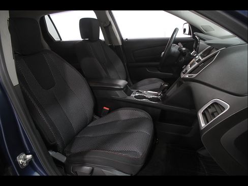 Used 2017 GMC Terrain SLE w/ Convenience Package AWD/4WD image 15