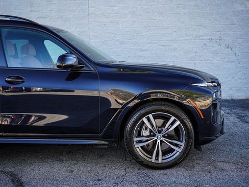 Used 2023 BMW X7 xDrive40i w/ M Sport Package image 17