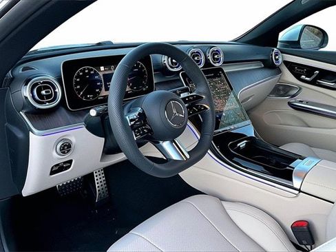 New 2026 Mercedes-Benz CLE 300 4MATIC Coupe image 8