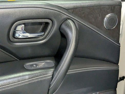 Used 2023 INFINITI QX80 Luxe w/ Cargo Package image 19