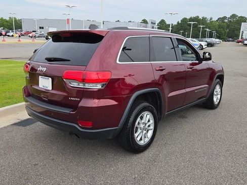 Used 2019 Jeep Grand Cherokee Laredo RWD image 11
