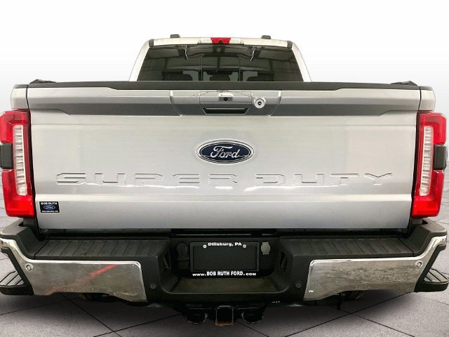 Used 2023 Ford F250 Lariat AWD/4WD image 4
