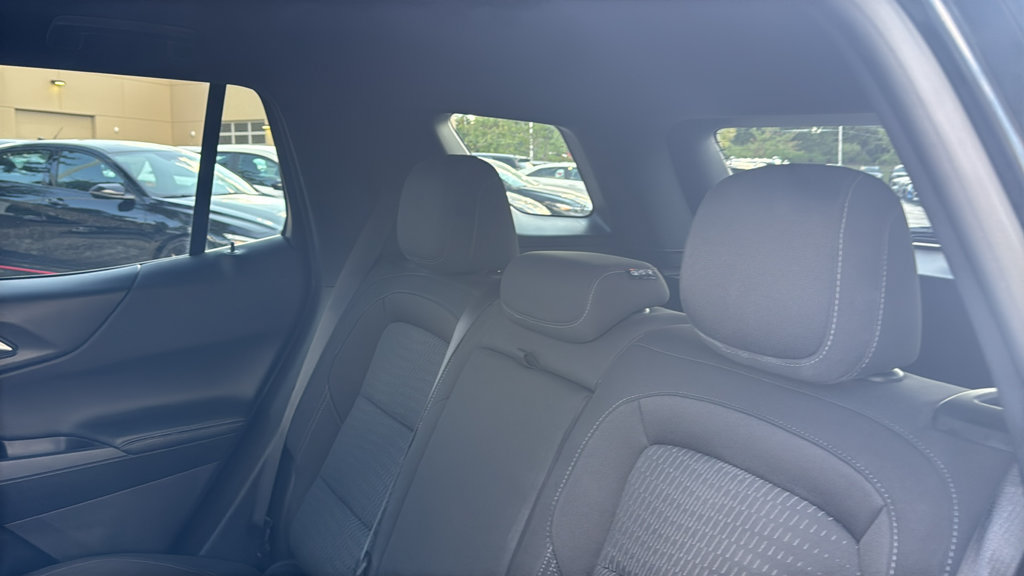 Used 2026 Chevrolet Equinox LT FWD image 25