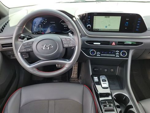 Used 2023 Hyundai Sonata SEL Plus FWD image 12