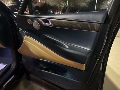 Used 2024 Genesis GV80 3.5T w/ Advanced Package image 19