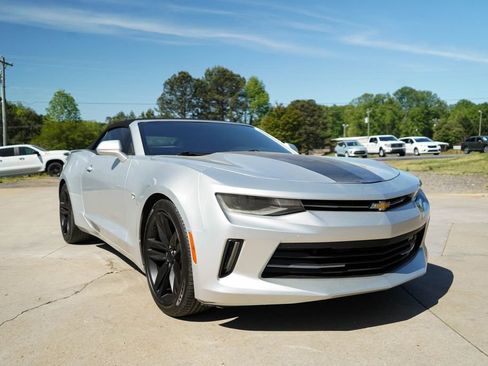 Used 2018 Chevrolet Camaro LT w/ RS Package image 35